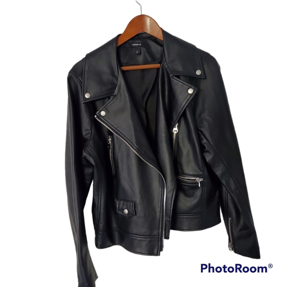 torrid Jackets & Blazers - Torrid Faux Black Leather Jacket Many Features